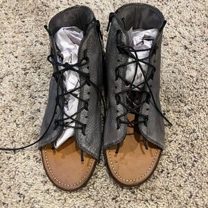 Moma Sandals Lace Up open heal pewter Italian leather size 40